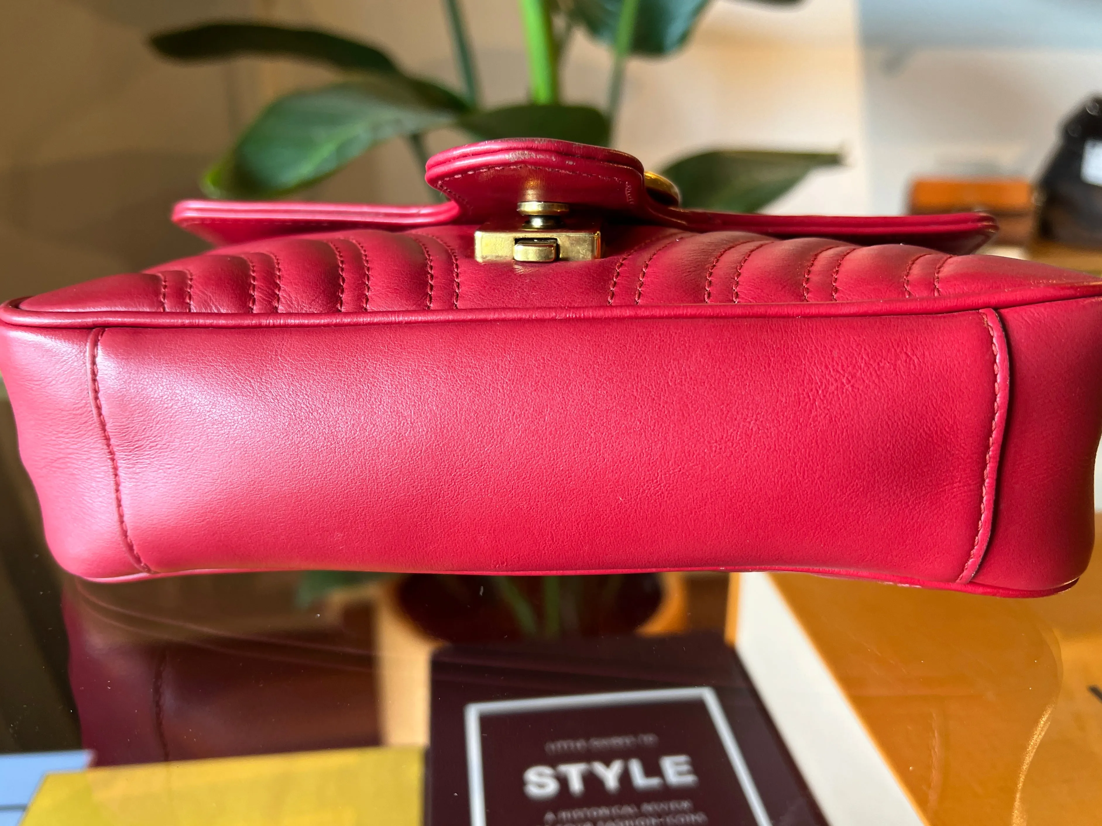 GUCCI Red Small Marmont Matelasse Flap Bag